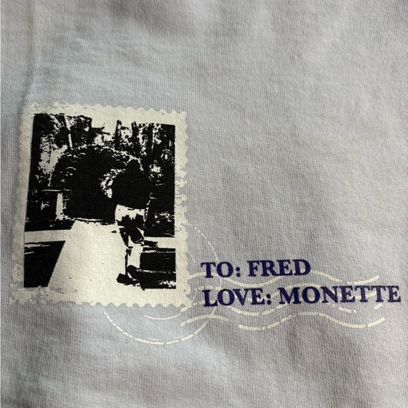 EUC Boys Lie- What Is True Love Crewneck Sweatshirt. Size One Size - Picture 7 of 8